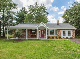 5006 Leeds Manor Rd, Markham, VA 22639