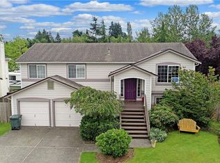 5730 Parkview Ln, Everett, WA 98203