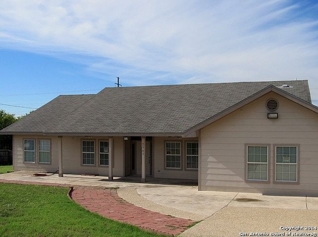 1st image of 2507 Mountain Laurel Ln