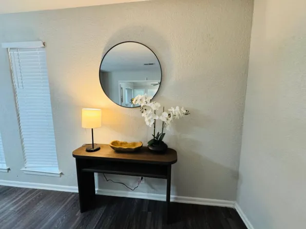 1706 Kingsborough Dr, Arlington, TX 76015