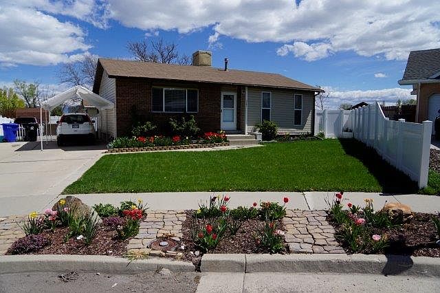 1st image of 3281 S Gettysburg Cir
