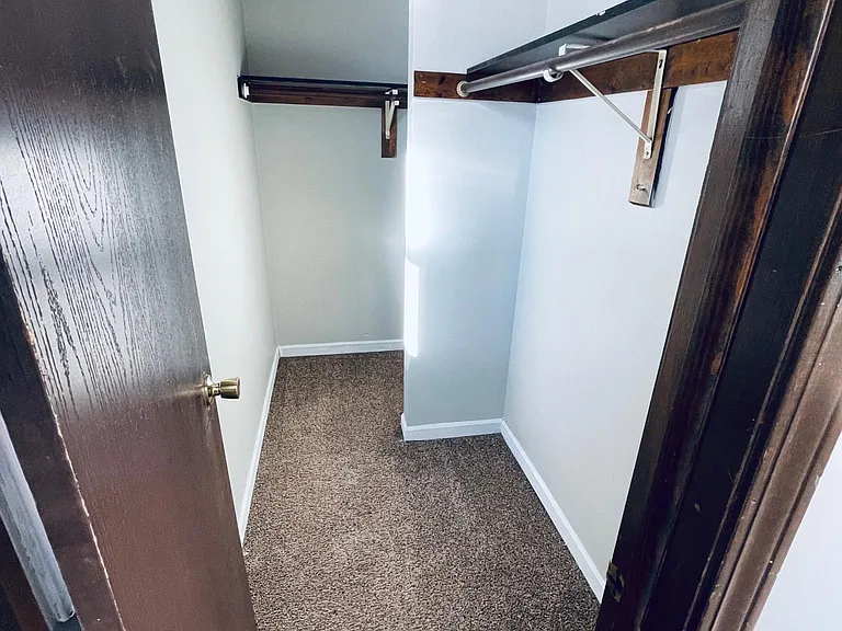 40 W Summerset Ln — Photo 20