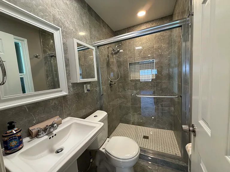 722 S Citron St — Photo 6