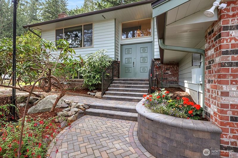 2nd image of 739 Ell Road