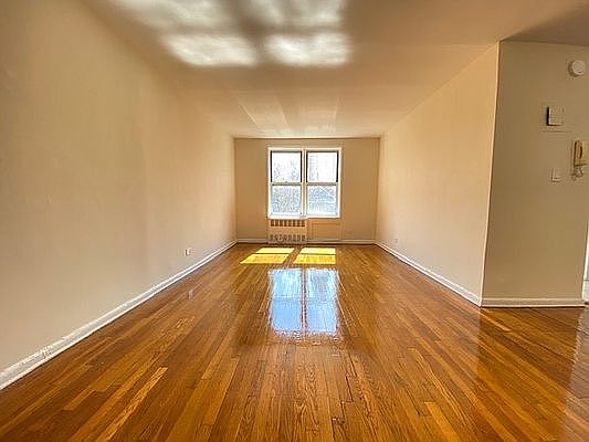 1st image of 38-05 Bowne St #B