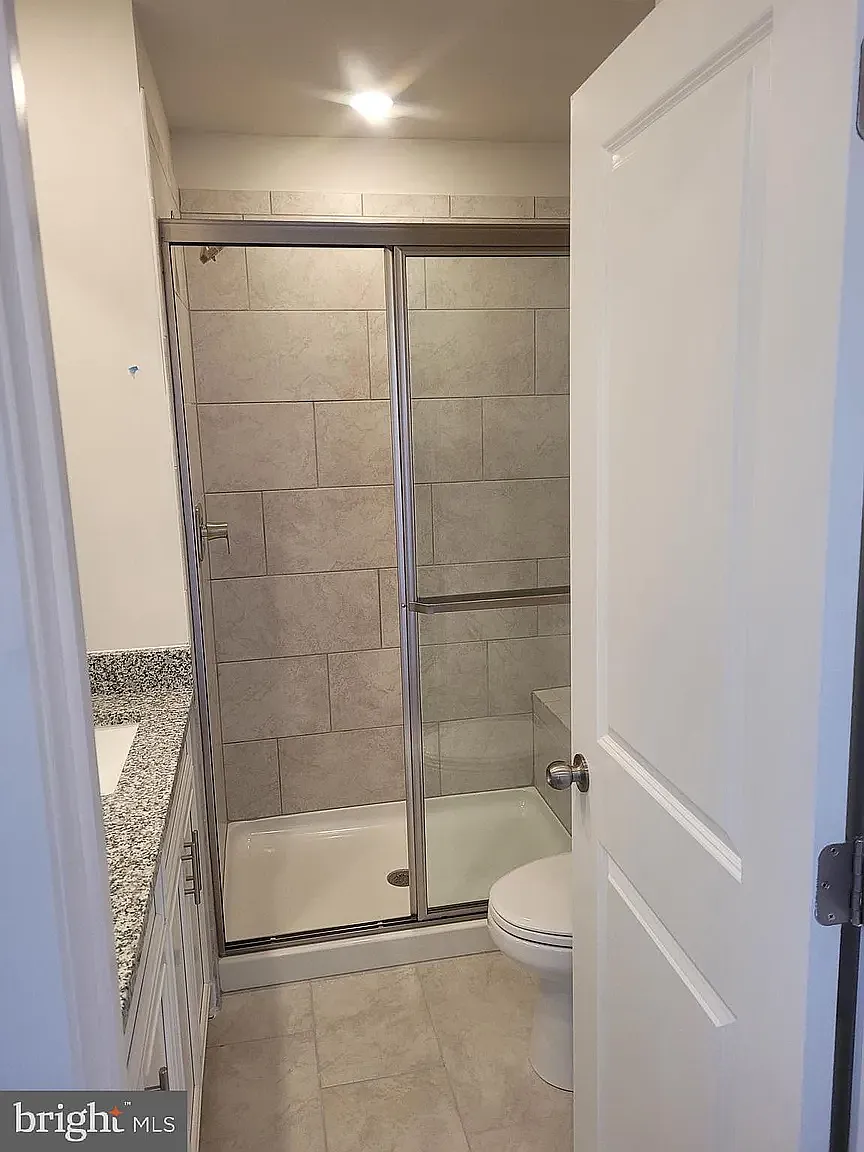 3 bed, 1800 sqft, $2,899 — Photo 2