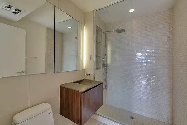 Rented by MNS | media 16