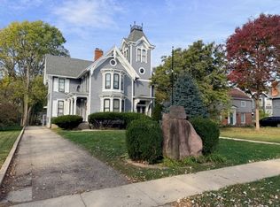 601 Pearl St #1A, Belvidere, IL 61008