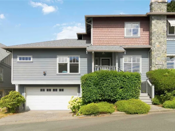 4073 Blackberry Ln #4, Saanich, BC V8X 5J5