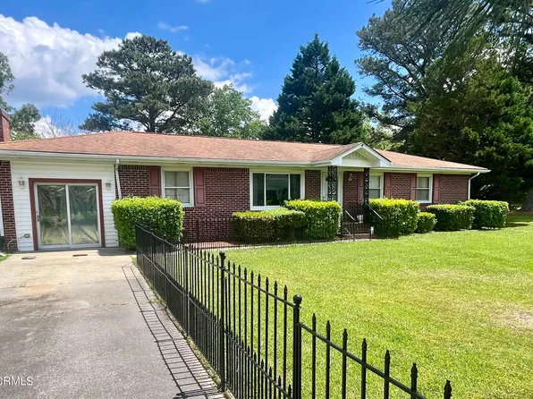 1714 Aydlett Circle, Elizabeth City, NC 27909
