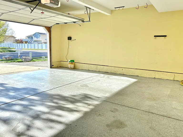 Nicely Finished Garage!