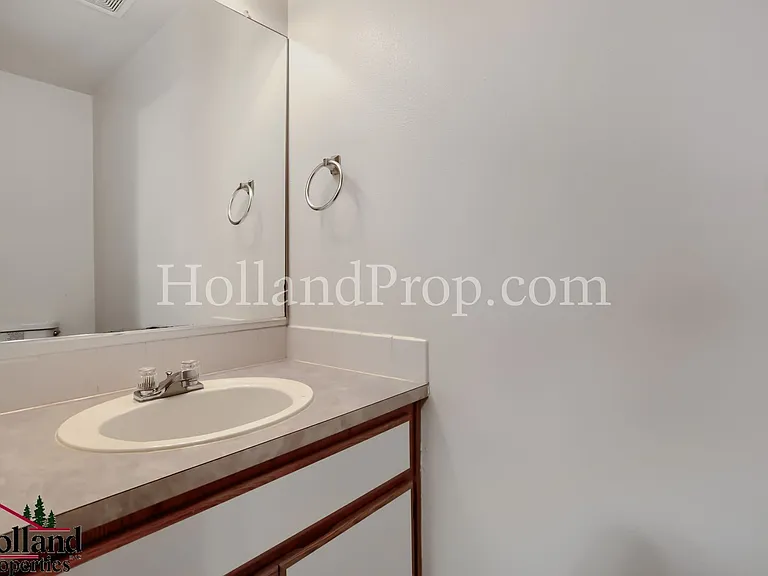 17229 SE Julie Pl — Photo 12
