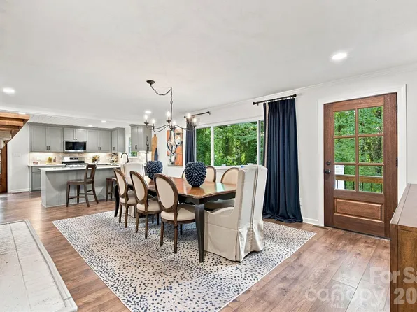 215 Pinehurst Ln, Newton, NC 28658
