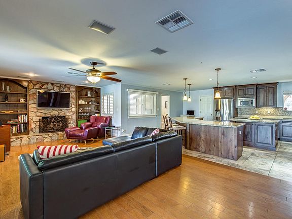 334 E Forest Hills Drive