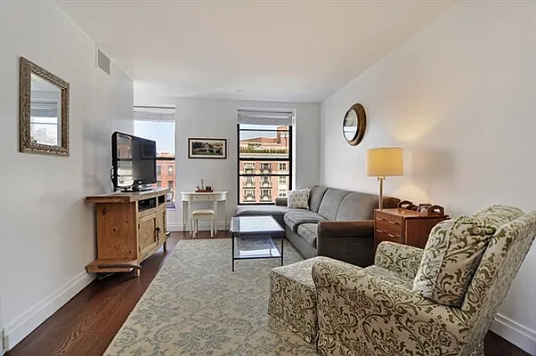 Sold by Citi Habitats | media 1