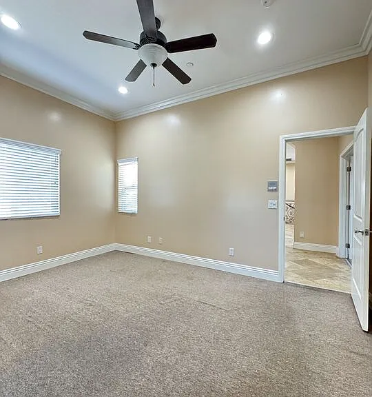 7347 Dinwiddie St — Photo 34