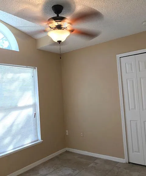 4128 Stonefield Dr — Photo 19