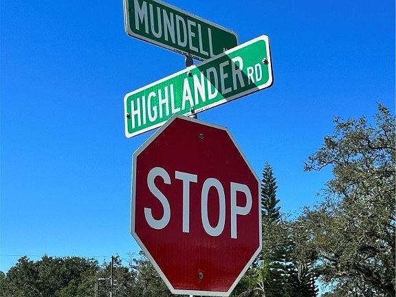 4th image of 4620 Mundell Ave
