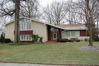 1st image of 3900 W Valley Dr