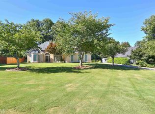 2945 Ironwood Briar Dr, Dacula, GA 30019