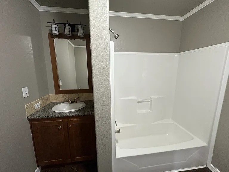 3501 SE 21st Ave #300 — Photo 6