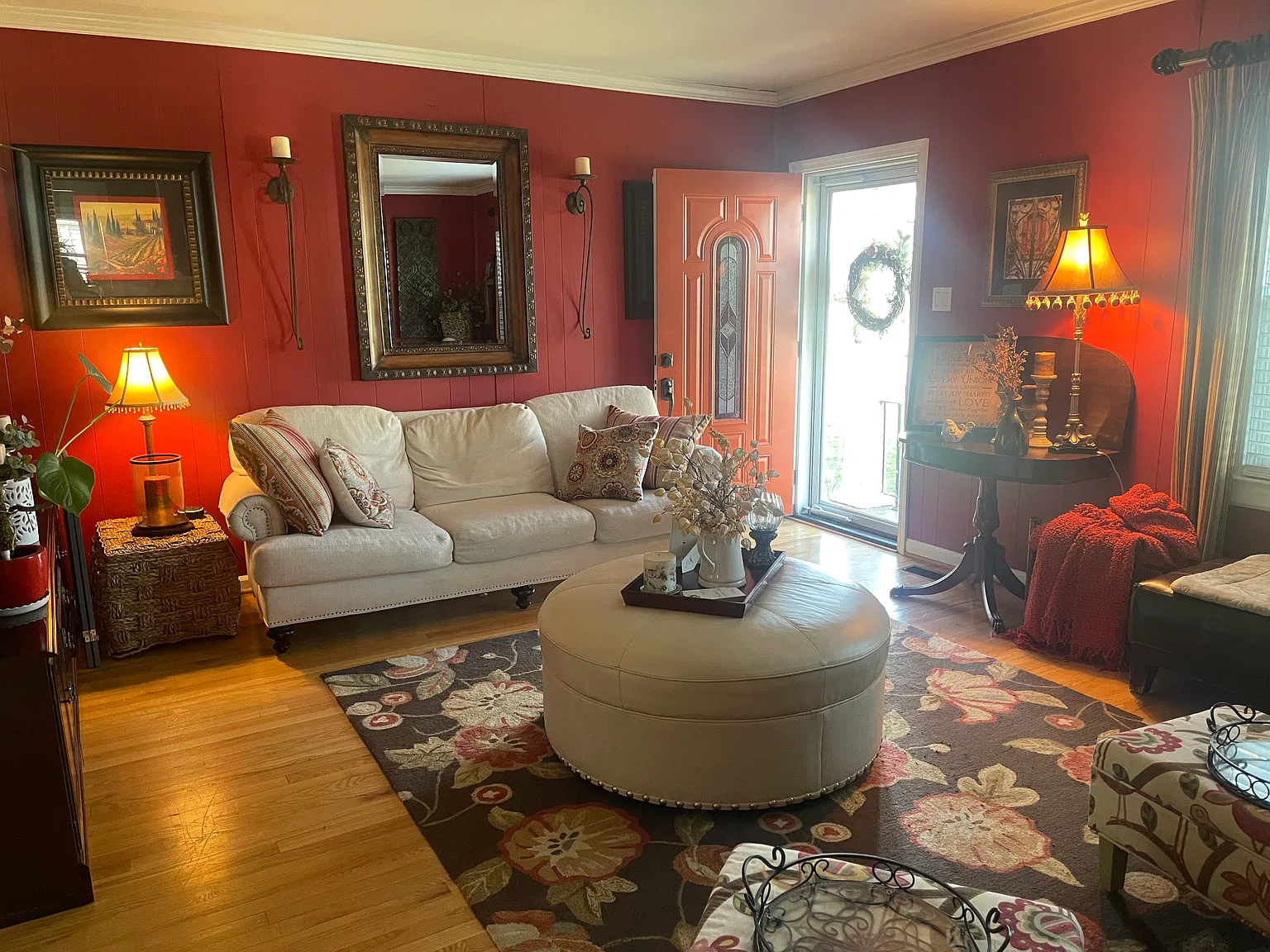 3 bed, 3.5 bath, 2589 sqft, $3,000 — Photo 2
