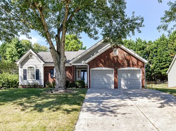 6715 Neuhoff Ln, Charlotte, NC 28269