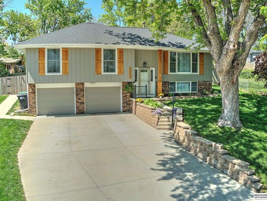 3256 S 130th Cir, Omaha, NE 68144