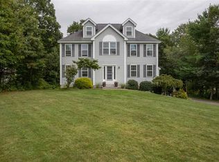 18 Fletcher Rd, Windham, NH 03087