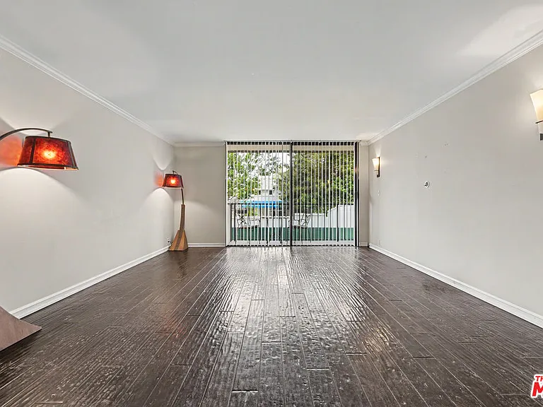 10535 Wilshire Blvd #510 — Photo 11