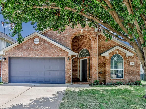 8713 Sunset Trace Dr, Fort Worth, TX 76244