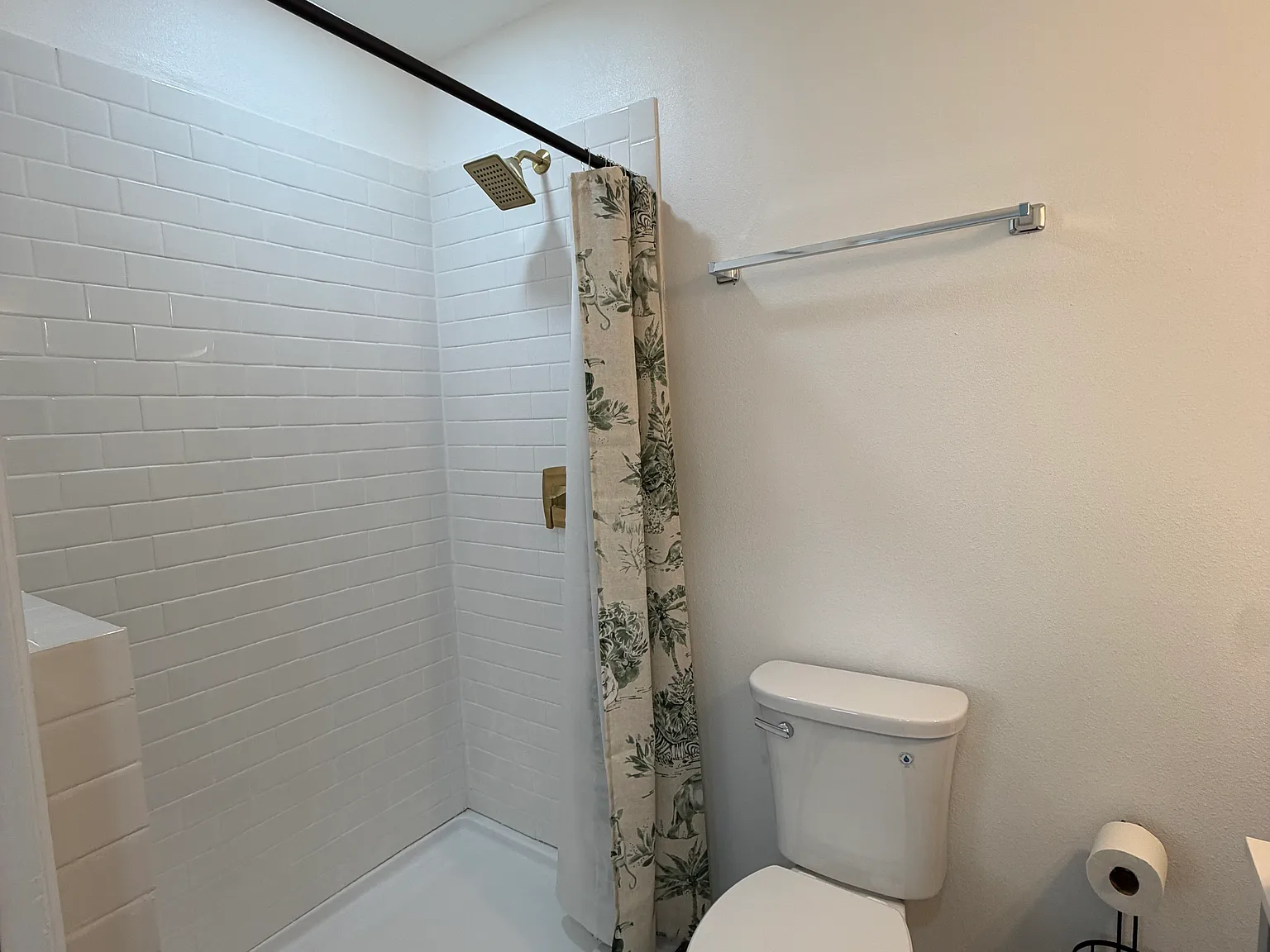 4 bed, 600 sqft, $1,250 — Photo 1