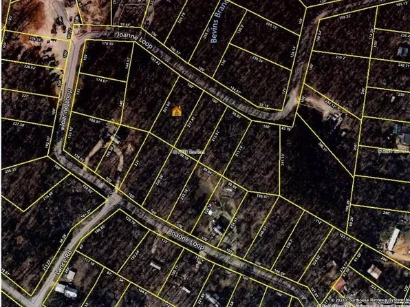 61 Joanne Loop, Savannah, TN 38372