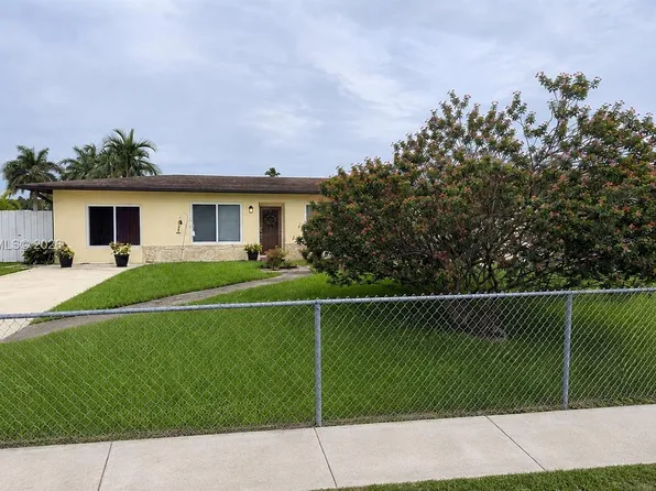 2675 SW 119th Ct, Miami, FL 33175