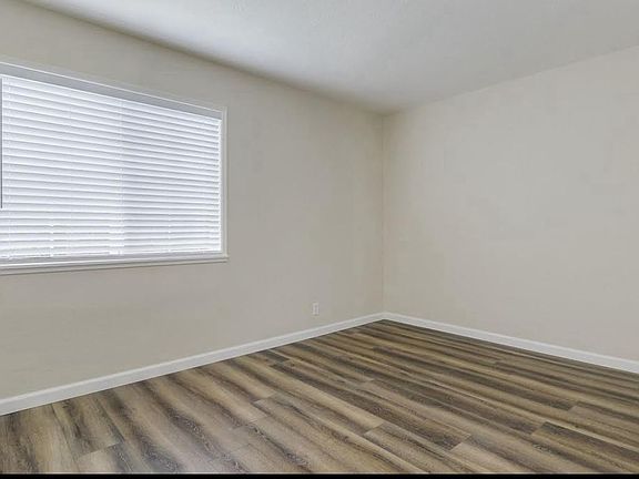 5th image of 337 Vineyard Dr
