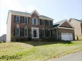 482 Spring Lake Farm Cir, Winston Salem, NC 27101