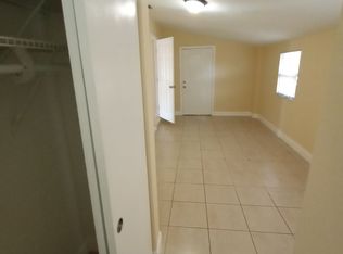 1080 W 27th St, Riviera Beach, FL 33404