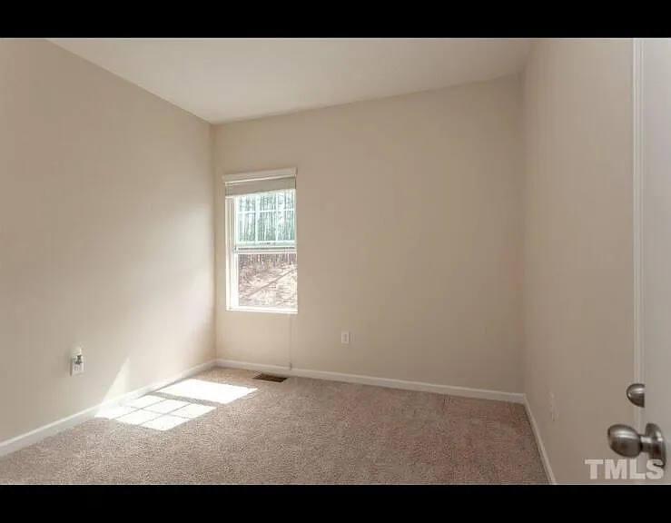 533 Durants Neck Ln — Photo 16