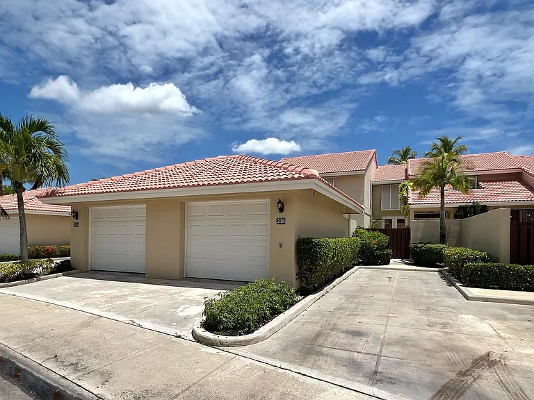 218 Old Meadow Way — Photo 35