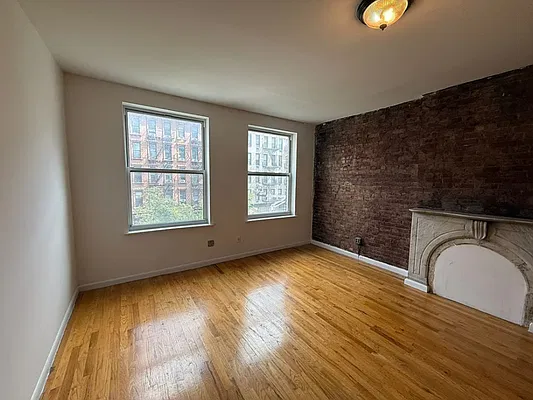 Living room, photo 3