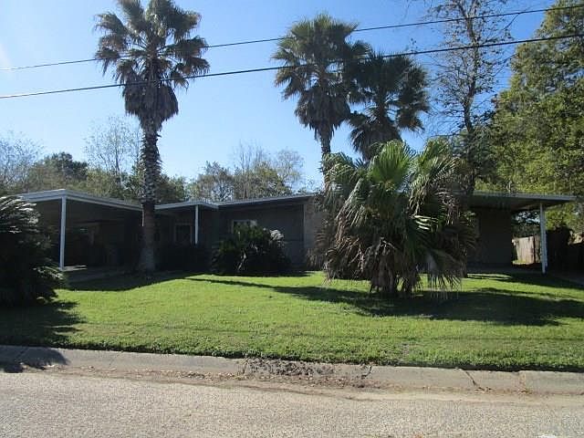 1st image of 221 Emory Dr