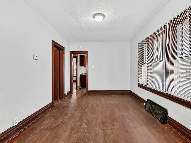 5944 Thekla Ave — Photo 25
