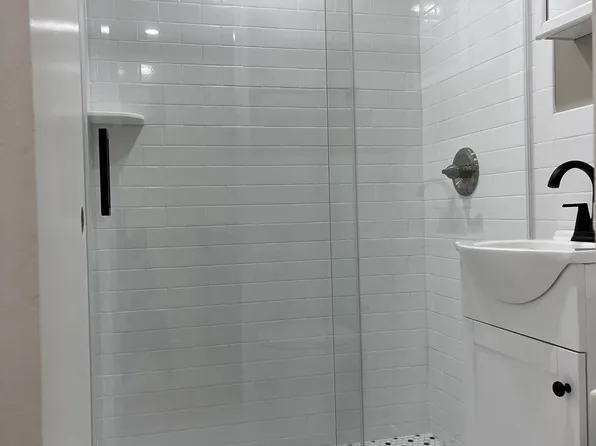 149 6th Avenue image 1 of 7