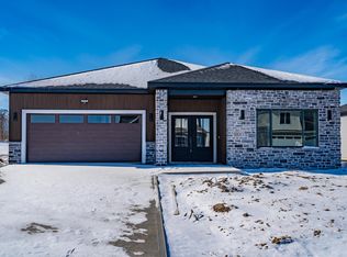 7230 Starks Blvd, Fort Wayne, IN 46816