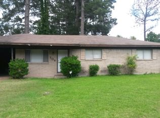 504 Hemlock Rd, Lufkin, TX 75901
