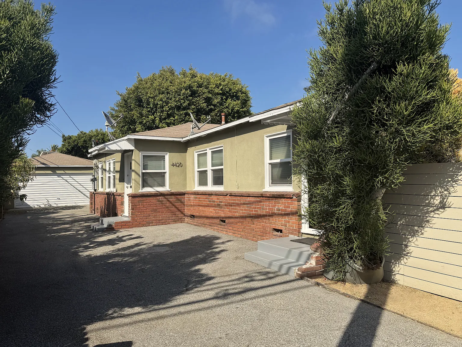 2 bed, $3,000 — Photo 2