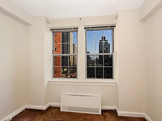 Sold by Sotheby's International Realty | media 14