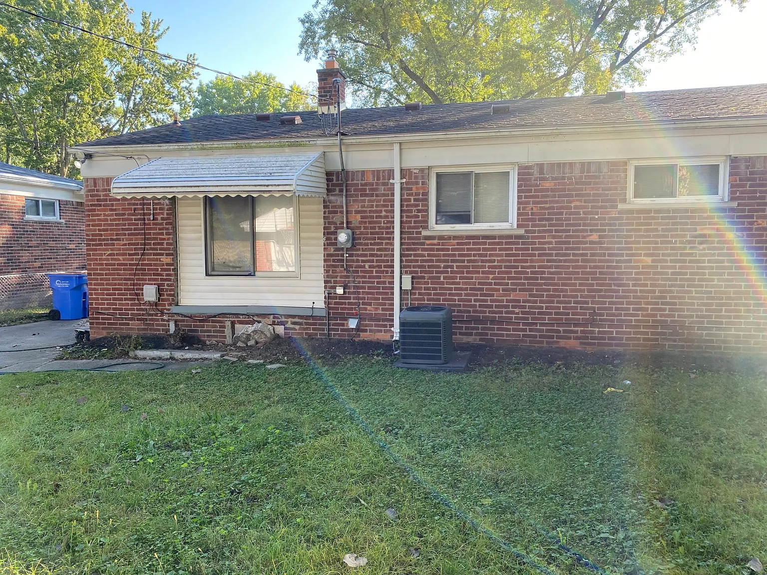 22247 Logue Ave — Photo 4