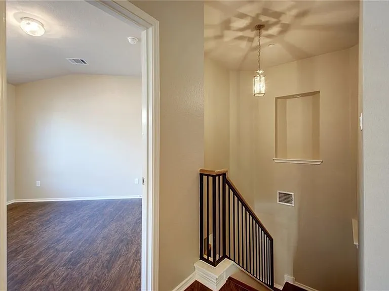 1310 W Parmer Ln #24B — Photo 13