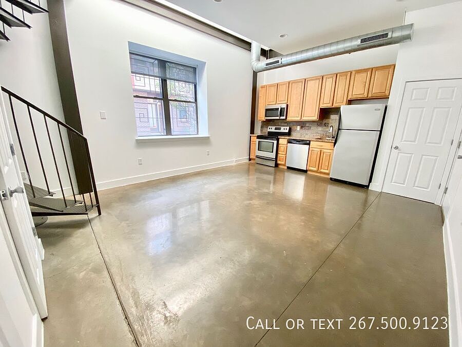 1st image of 190 W Berks St APT 3